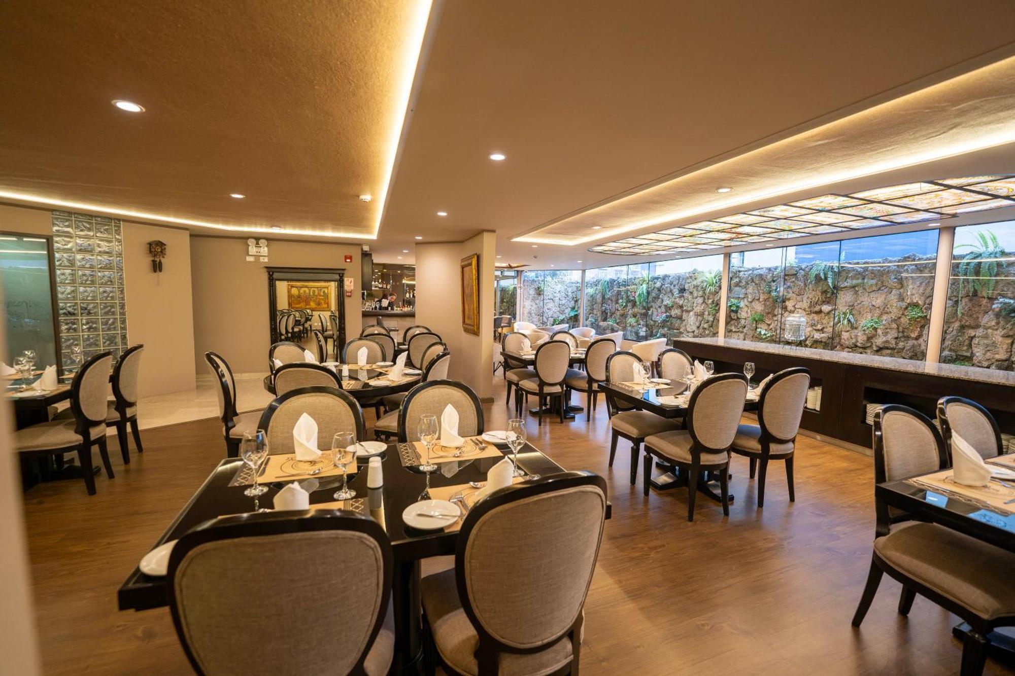Jose Antonio Executive Hotel Lima Luaran gambar